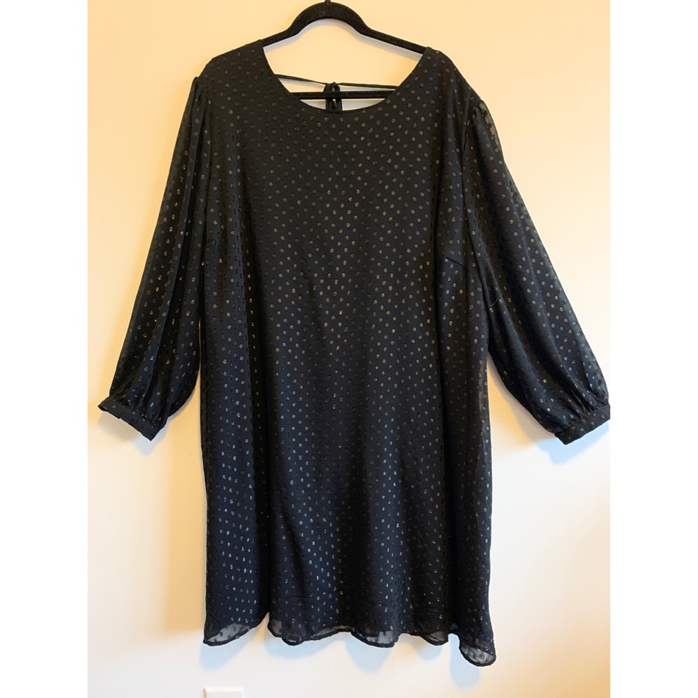Ava & Viv 4X Black Long-sleeved Dress with Detail